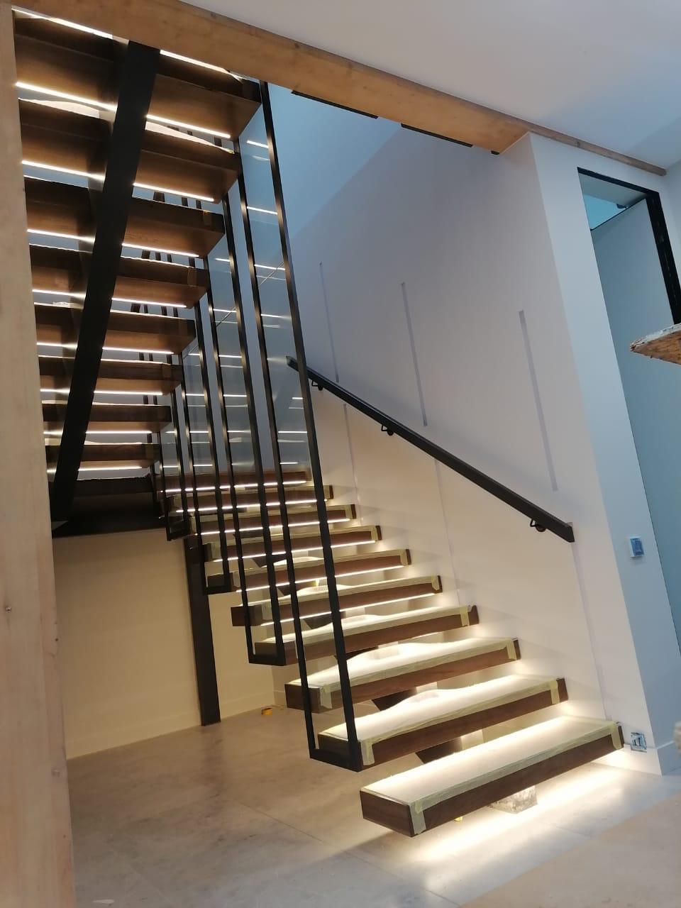 «Кристалл» — п-образная лестница, реальные фото, фото 6